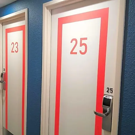 Ibis Budget Sud Hotel 2*