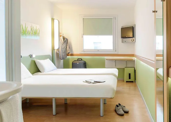 Ibis Budget Sud מלון פואטייה