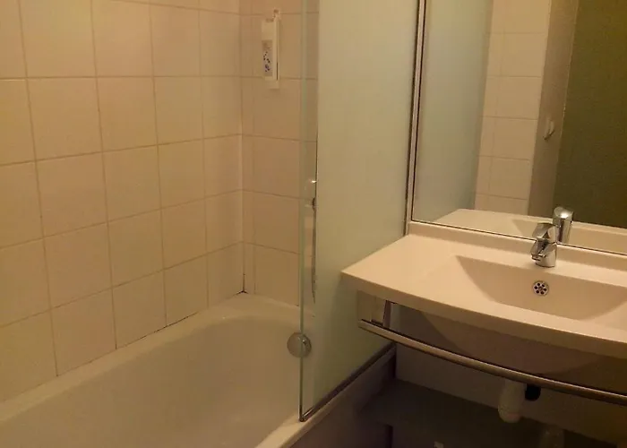 מלון Ibis Budget Sud 2*